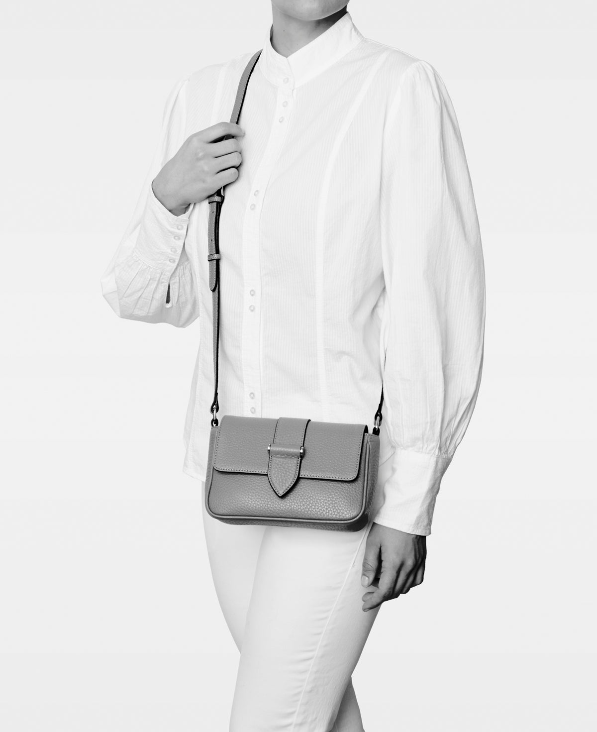 DECADENT COPENHAGEN APRIL small crossbody bag Crossbody tasker Black