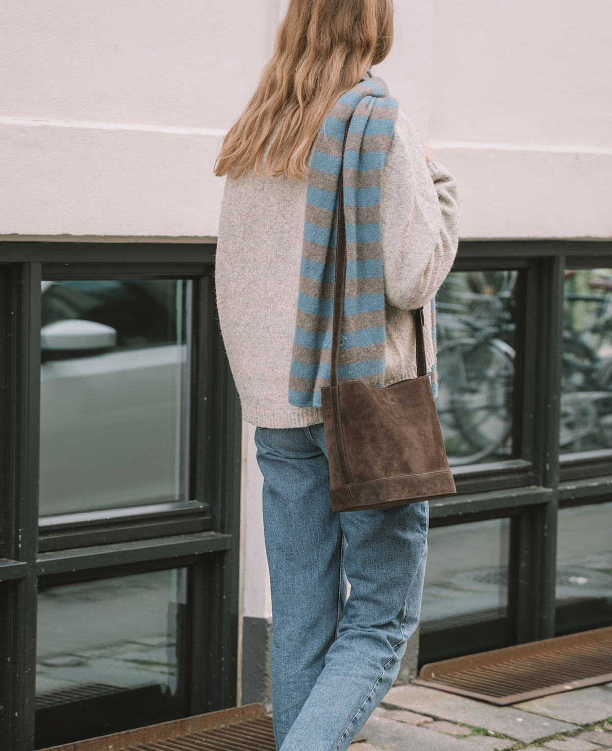 EDITH Small Bucket Bag - Suede Dark Brown