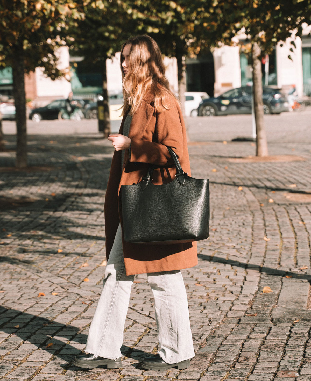 ELOUISE big tote - Black