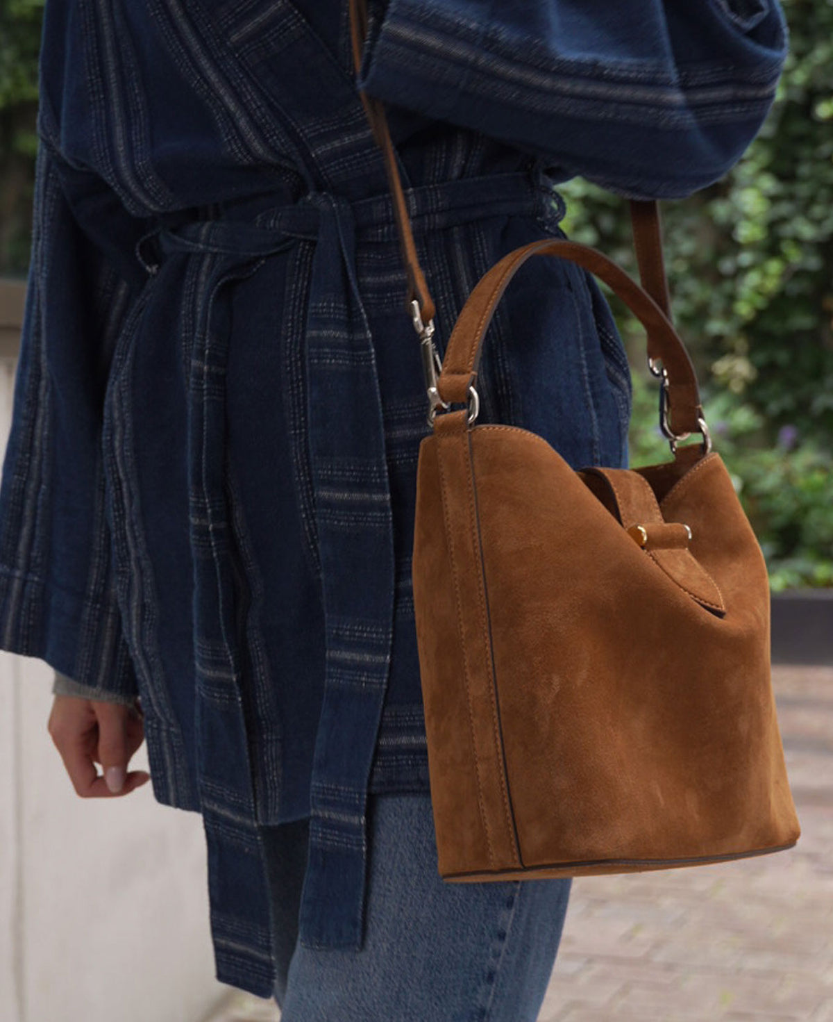 LEXIE small bucket bag - Suede Cognac