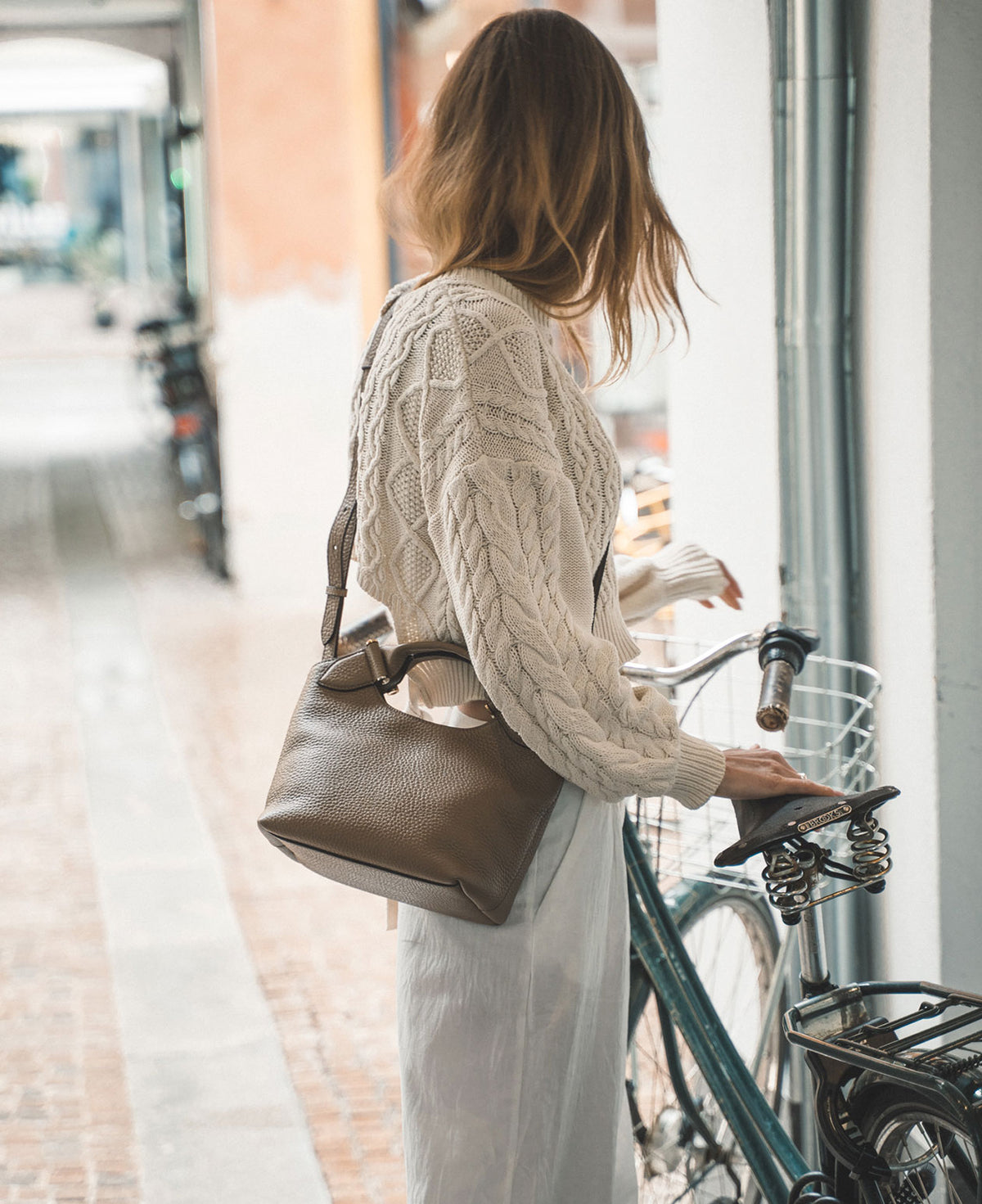 MINNA small tote - Sand